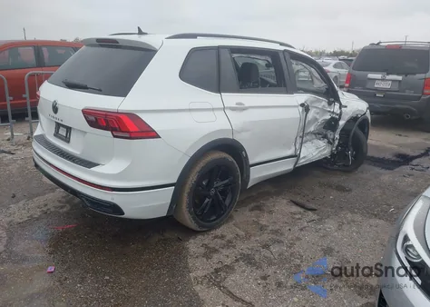 2024 Volkswagen Tiguan 2.0T Se R-Line Black z USA, uszkodzony, nr VIN 3VVCB7AX9RM012087